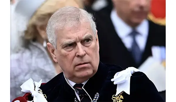 Principe Andrea rinuncia ai titoli: la monarchia britannica scossa dal caso Epstein