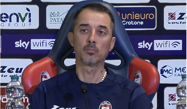 Verso Monopoli-Crotone, Longo avverte: “Mentalità da play-off Video