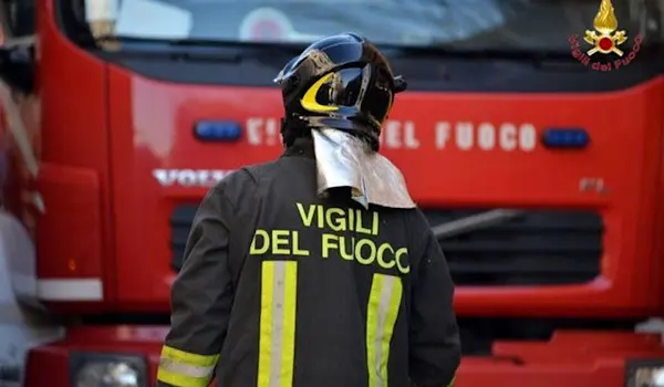     Grave incidente sulla SS 107 nel Crotonese: una vittima e tre feriti, coinvolti alcuni cavalli