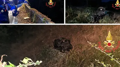 Chiaravalle Centrale auto sfonda il guardrail e precipita in una scarpata  Incidente sulla SP 171 2 il conducente è stato 