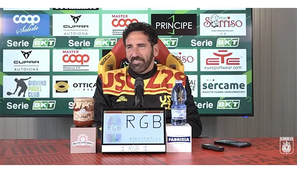 Catanzaro-Palermo, Mister Caserta: "Vogliamo vincere senza pensare ai play-off" (Video)