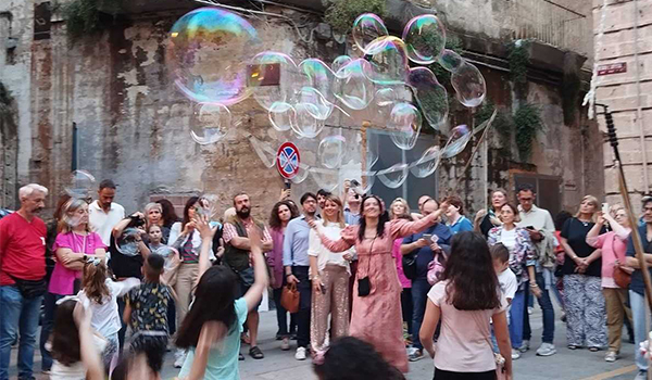 Taranto Buskers Festival colora la città vecchia