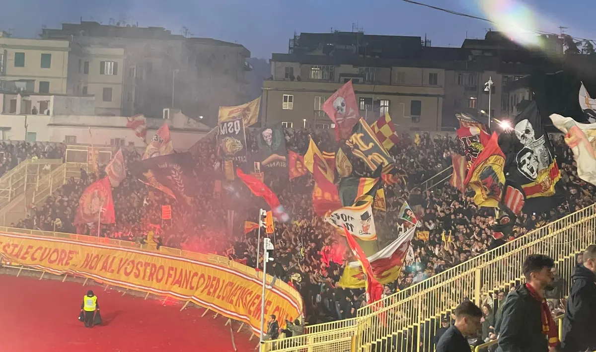 Crisi Catanzaro, il Club “Floriano Noto” di Sellia Marina: "È il momento di reagire, uniti per la Serie B"