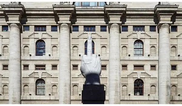 Borse europee in forte calo: Milano perde terreno mentre petrolio e inflazione preoccupano i mercati