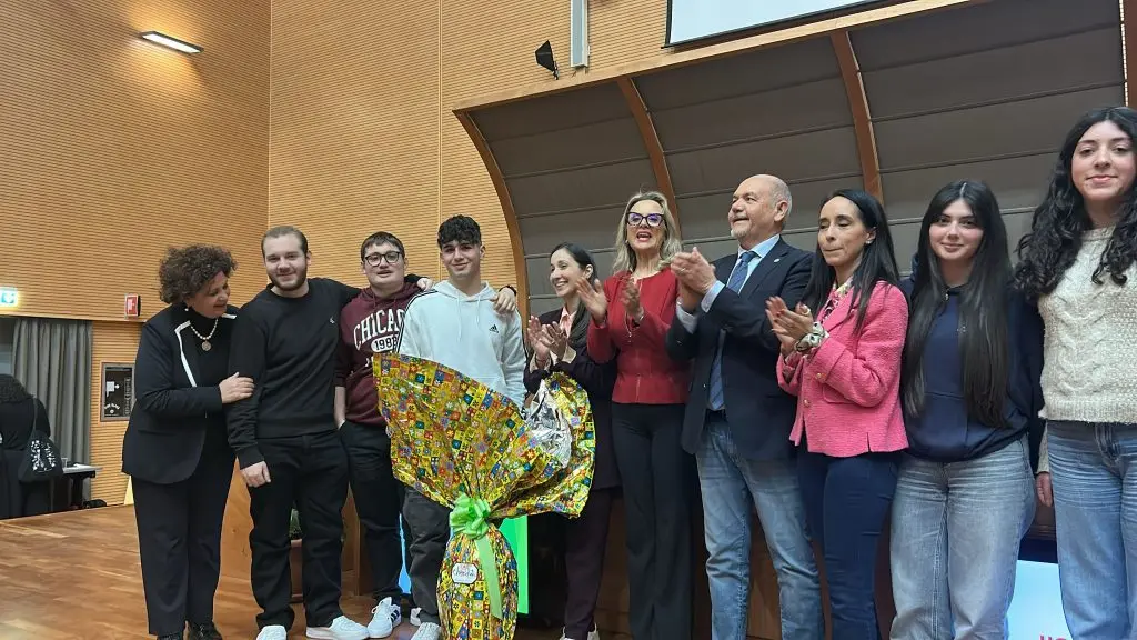L'Istituto d'Istruzione Superiore "L. Costanzo" di Decollatura consegue il premio Stem Ambassador 