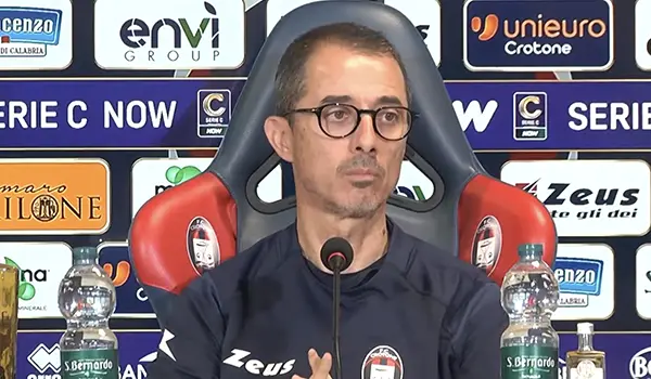 Crotone-Giugliano: Mister Longo analizza la sfida e il momento del campionato (Video)