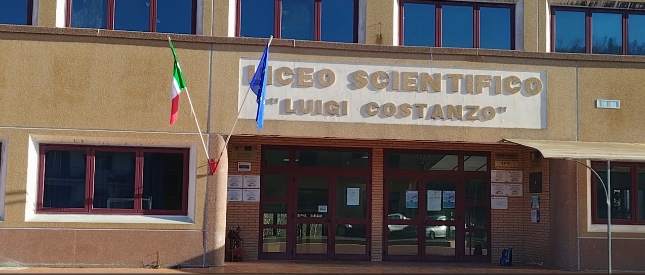 Istituto d'Istruzione Superiore "L. Costanzo" di Decollatura: "Scelta ideale per i giovani studenti"