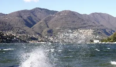 Tragedia sul Lago di Como, muore un ragazzo di 15 anni dopo un tuffo in una zona vietata