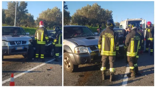 Satriano, incidente stradale sulla SP148: Vvf estraggono conducente incastrato