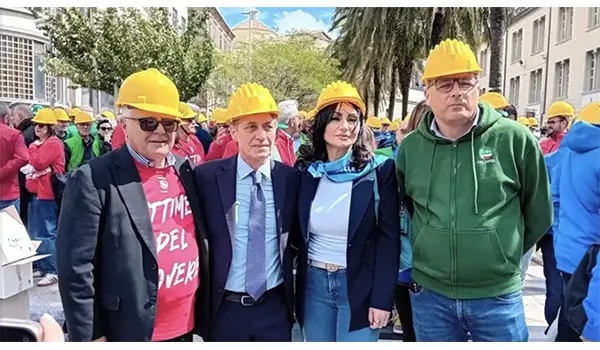 Catanzaro si ferma in silenzio per le vittime del lavoro
