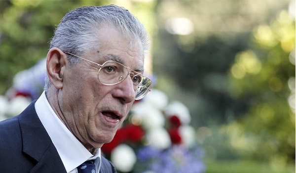 È morto Umberto Bossi: addio al fondatore della Lega il “Senatur”