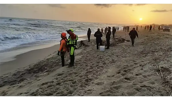 Processo naufragio Cutro: nuove rivelazioni su radar, soccorsi e cause delle morti
