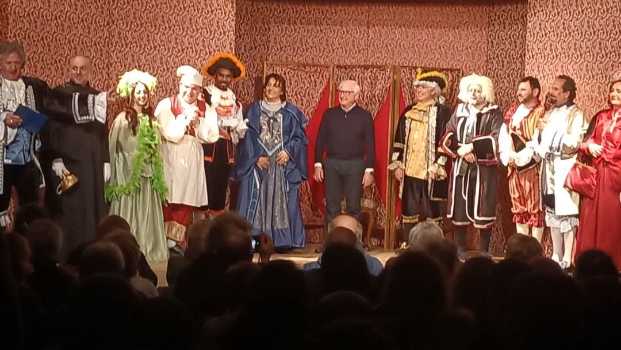 Catanzaro riscopre il teatro con “L’Avaro” di Molière: un successo travolgente al Teatro Hercules