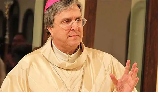 Il vescovo Savino ricorda Antonio e Chiara: dolore e preghiera dopo l’incidente sulla SS106