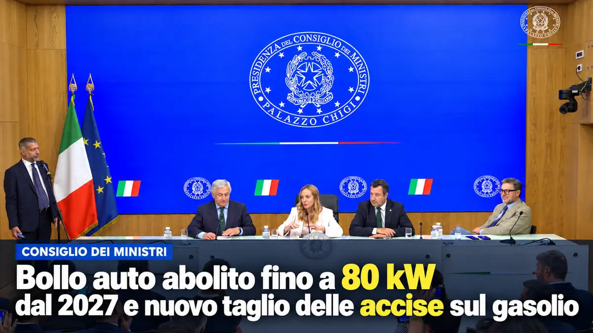 CDM: bollo auto abolito fino a 80 kW dal 2027 e nuovo taglio delle accise sul gasolio. Video