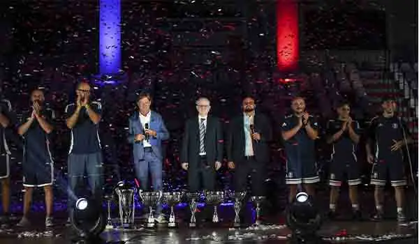 Successo della notte rossoblù per la presentazione delle squadre di Futsal e Basket