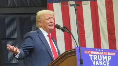 Trump ammette eccessi contro lIran e mette in dubbio la strategia negoziale