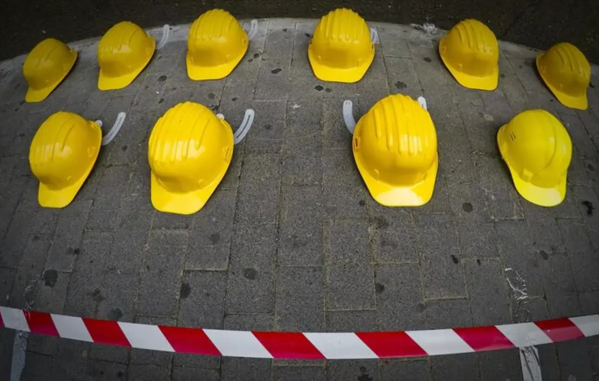 Due morti sul lavoro in Lombardia in poche ore: tragedia nelle cave di marmo. Tre feriti in Liguria