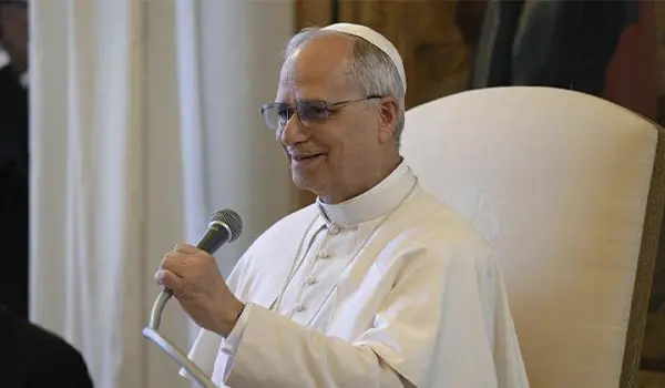 Quelle cose che ci paralizzano nella vita – la riflessione di Papa Leone sulla guarigione del paralitico