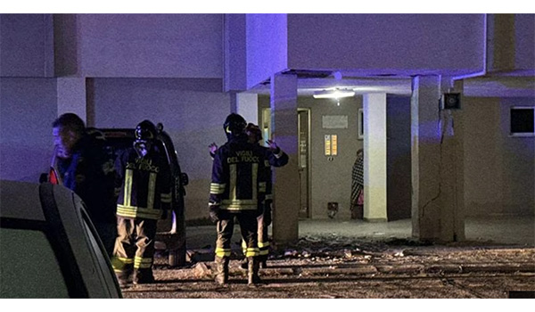 Attentato a Latina: bomba esplode in viale Kennedy, palazzina evacuata