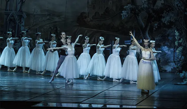 AMA Calabria, a Catanzaro sold out per il balletto “Giselle”