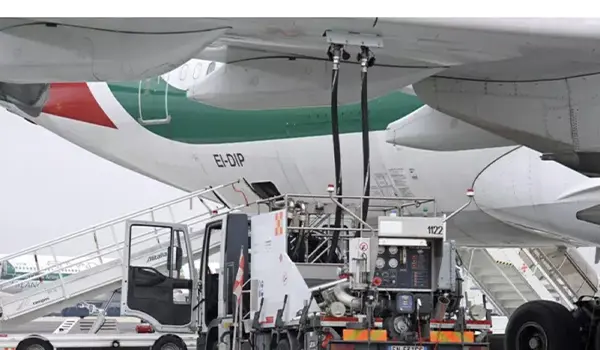 Aeroporti senza carburante in Italia: cosa sta succedendo e quali rischi per i voli estivi