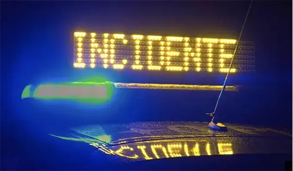 Statale 16 a Bari: donna travolta e uccisa mentre soccorre motociclisti feriti