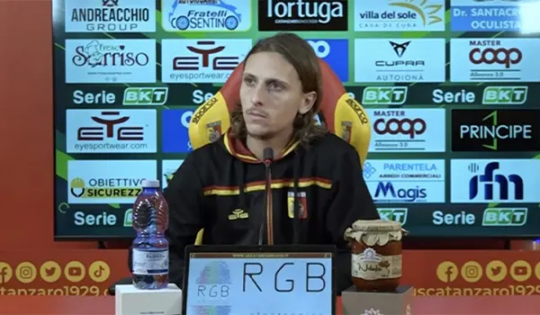 Petriccione dopo Catanzaro-Bari: “Meritavamo la vittoria, ma il gruppo è vivo e lotta fino alla fine” (Video)