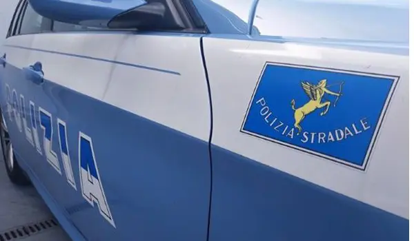 Esodo estivo 2025: la Polizia Stradale intensifica i controlli sulle strade della provincia di Catanzaro