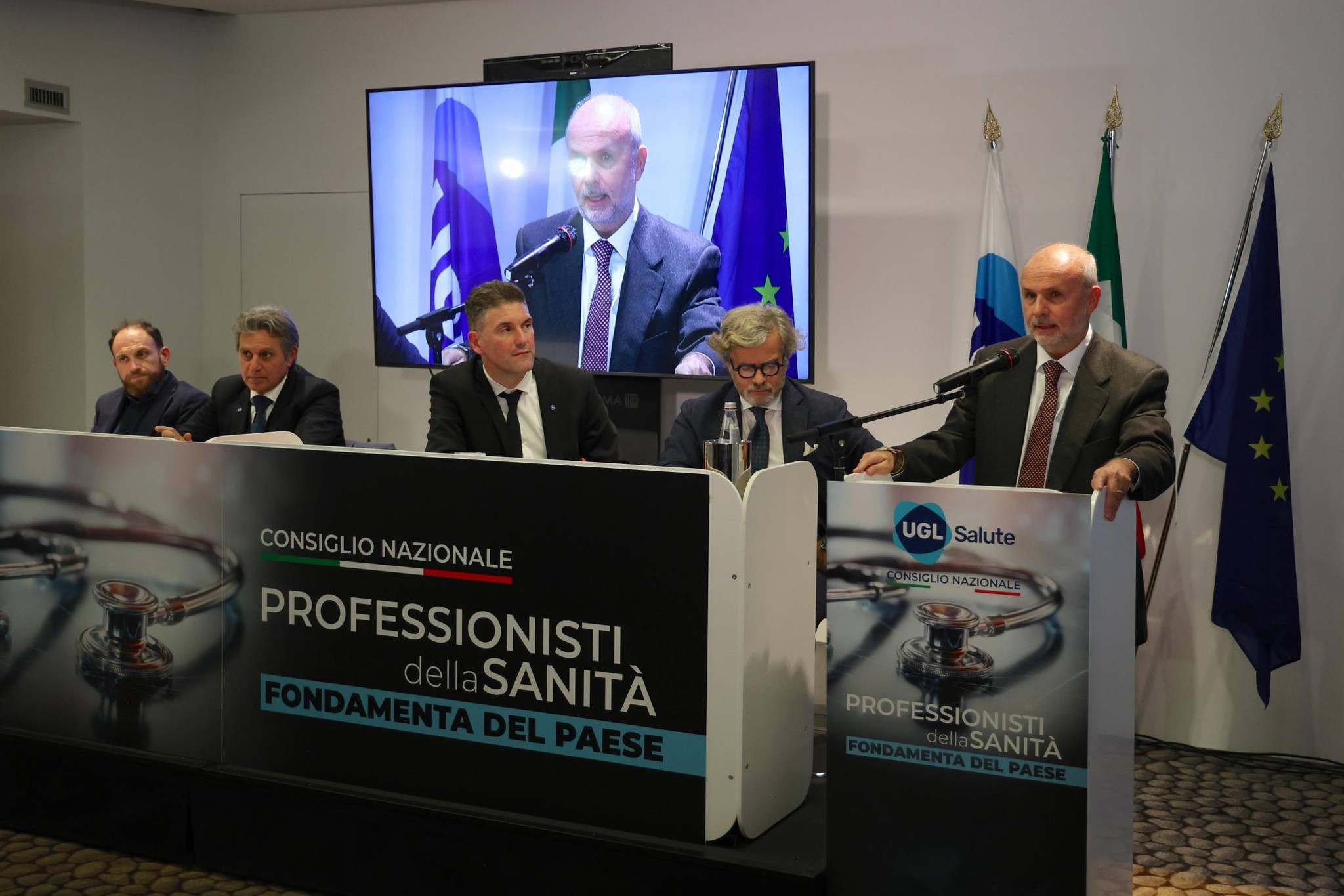 Sanità, Giuliano (UGL): “Nuove lauree cliniche per infermieri, svolta per il SSN. Ora si valorizzi la professione”