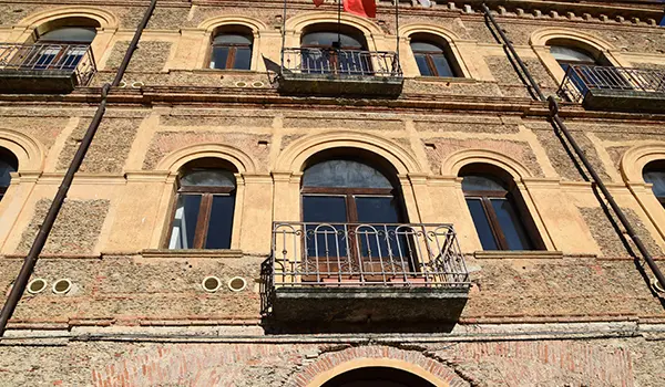 AIParC Lamezia Terme Aps chiede di rettificare nome del palazzo attribuito ai Blasco in Palazzo Mazza