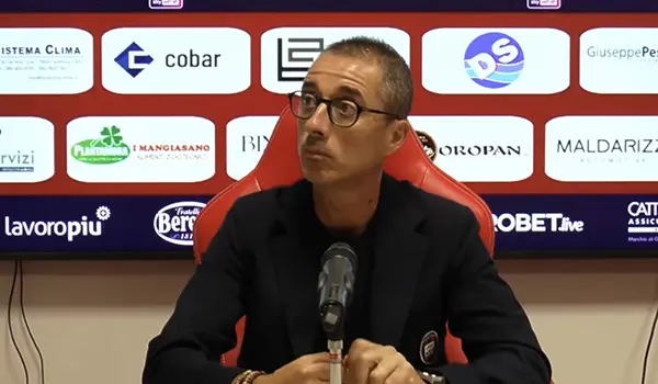 Team Altamura – Crotone 0-4 | Le parole di mister Longo dopo il successo rossoblù. Video