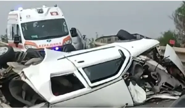 Ancora morti sulla SS106: Muore un 23enne, Luigi Scumaci, in uno scontro frontale