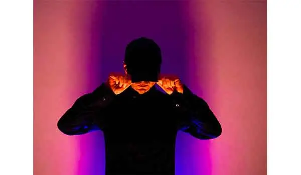 Tra analogico e digitale, da Roma a New York, la collisione tra bit e battito nel debut album di 4Grigio