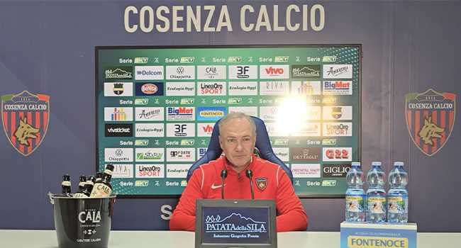 Cosenza, l’amarezza di Alvini: “Serve dignità per chiudere una stagione deludente (Video)