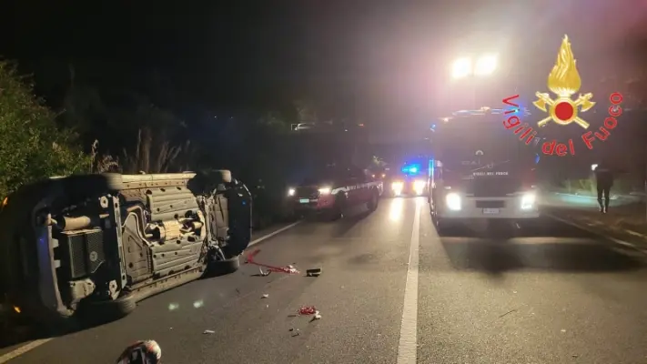 Incidente a Praia a Mare: statale SS18 chiusa, intervento dei Vvf di Scalea