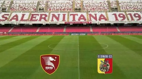 Catanzaro calcio, prove di formazione per Salerno viste le importanti assenze 