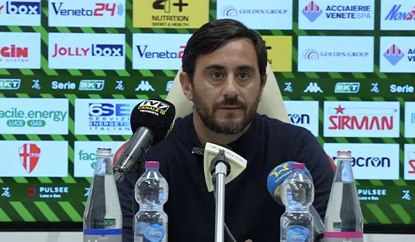 Catanzaro corsaro a Padova: mister Aquilani esalta la squadra dopo il 3-1. Video