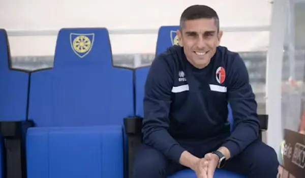 Rivoluzione SSC Bari: Longo torna in panchina, via Vivarini e Magalini