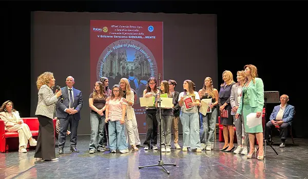 Conto alla rovescia per la cerimonia di premiazione della 5° edizione di Giovanil...Mente di AIParC Lamezia Terme