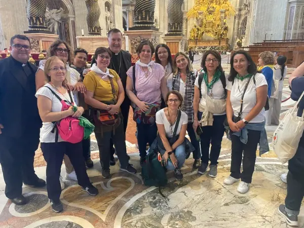 Giubileo dei Catechisti: Mons. Maniago porta la Calabria dal Papa