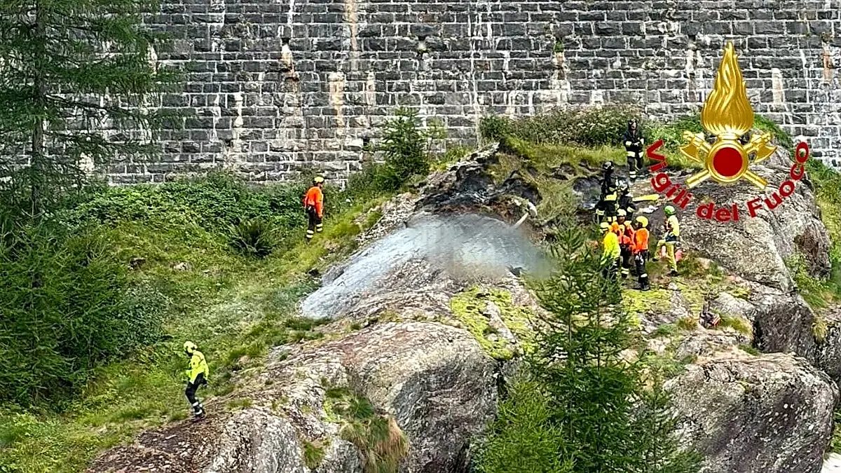 Tragedia in volo nel Verbano Cusio Ossola: autogiro precipita vicino alla diga di Campliccioli