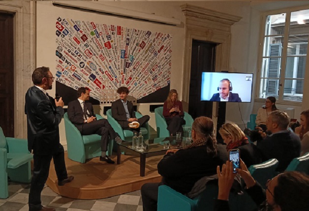 Presentata a Roma "Poke.com" la nuova IA a supporto dell'uomo 