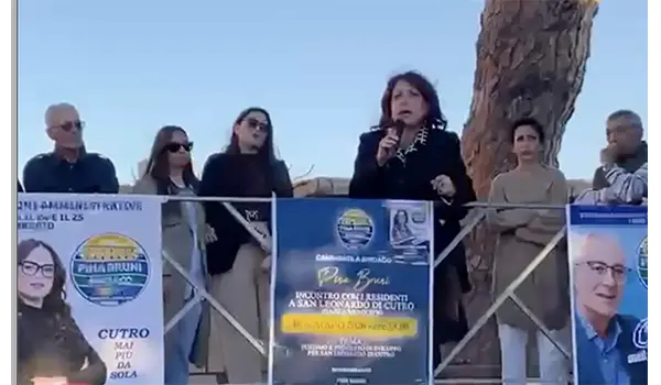 Pina Bruni a San Leonardo di Cutro: una voce forte per una comunità che vuole rialzarsi