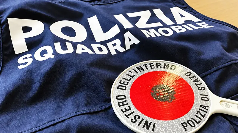 Bari, blitz contro i furti: due arresti e tre denunce della Polizia
