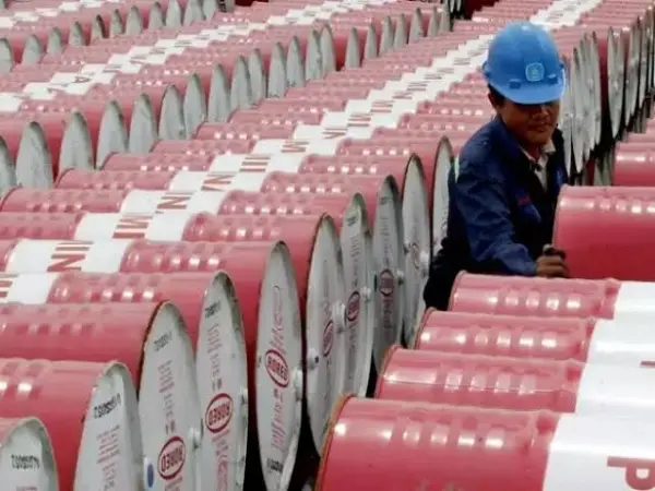 Allarme petrolio: il Brent supera quota 80 dollari e torna lo spettro dei 100