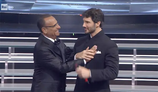 Stefano De Martino conduttore e direttore artistico di Sanremo 2027: storico annuncio all’Ariston