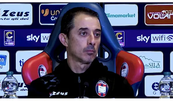 Crotone - Atalanta U23 1-0: Longo esalta mentalità e sacrificio dopo la quarta vittoria consecutiva. Video