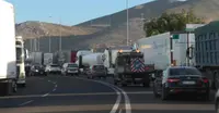 Autotrasportatori in Campania tra proteste e intimidazioni: camion danneggiati e blocchi stradali