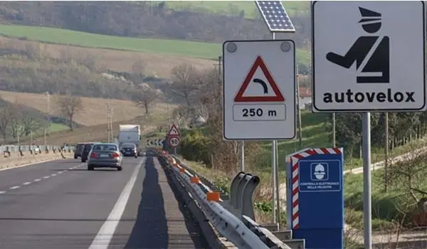 Autovelox in Italia: online la lista ufficiale dei dispositivi approvati